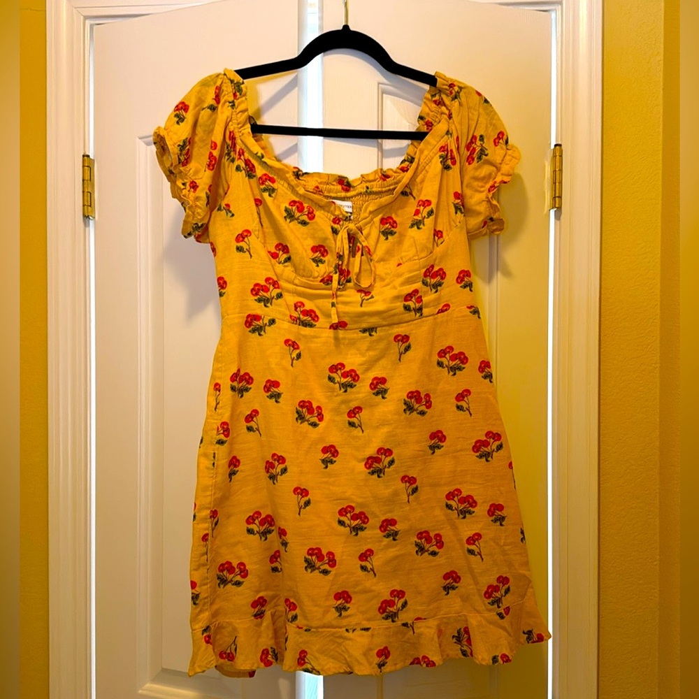 Urban Outfitters linen Cherry print dress size Large